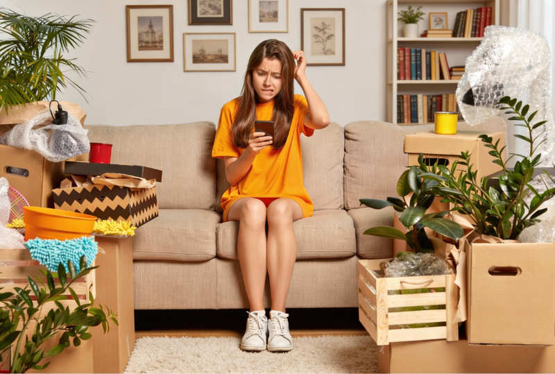 Comprendre les tarifs de la location d'un monte meuble à Marseille